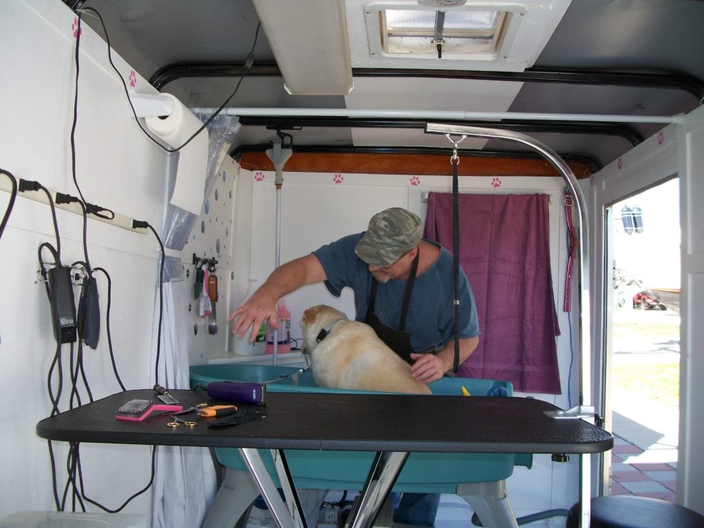 Waggin Tails Mobile Dog Grooming